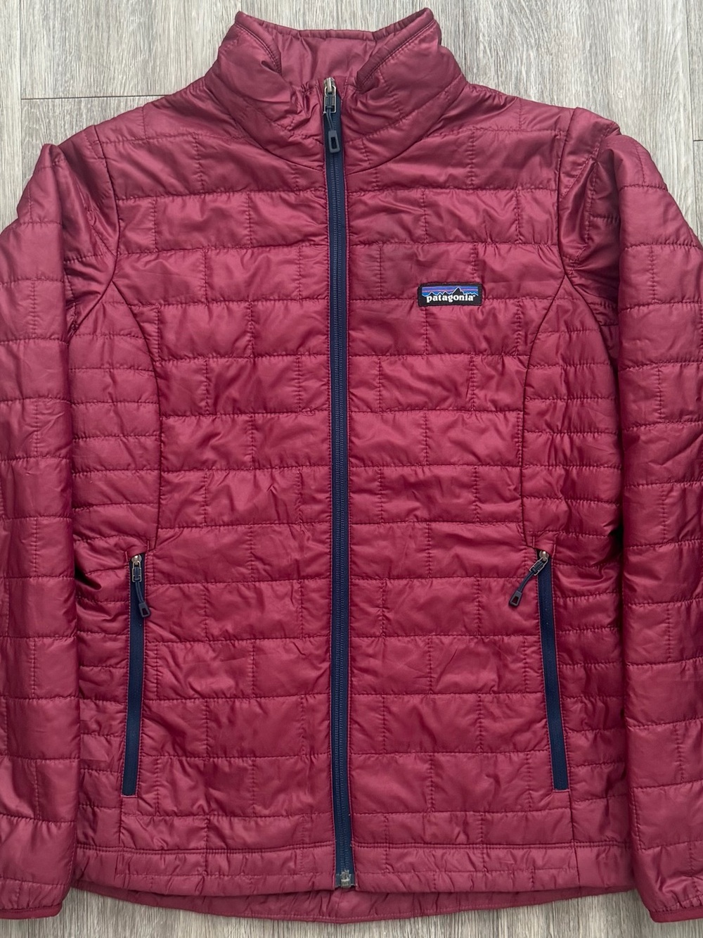 Patagonia Nano Puff Jacket Womens Small Maroon Hiking Coat Puffer Jacket Style